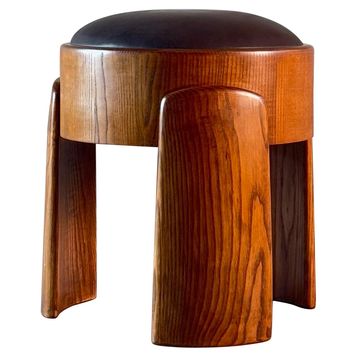 Sculptural Stool in Ash Wood with Dark Brown Waxed Leather by Forme, Italy Stools