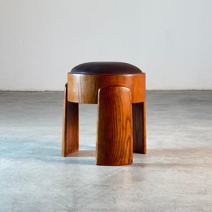 Sculptural Stool in Ash Wood with Dark Brown Waxed Leather by Forme, Italy Stools