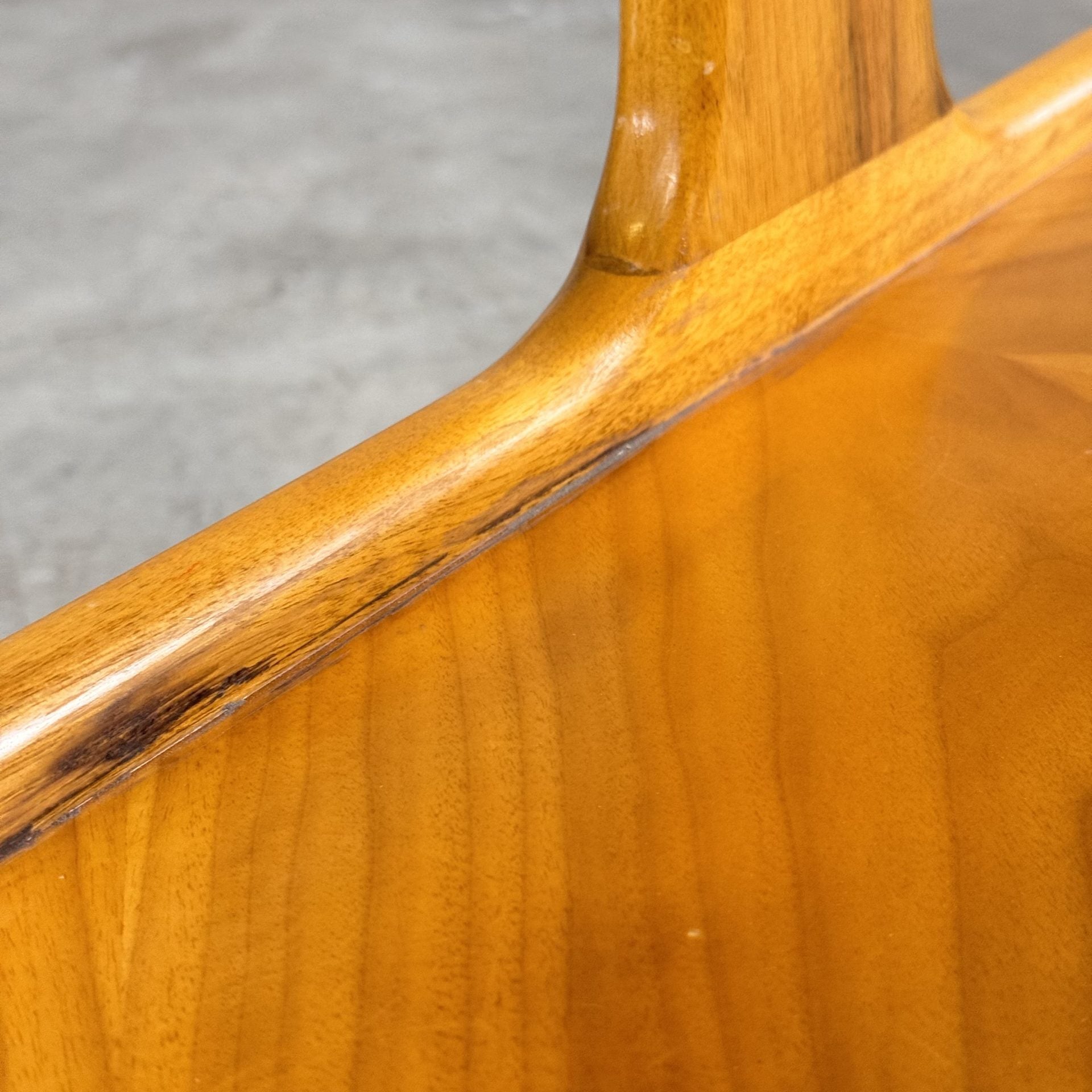 Sculptural Walnut Coffee Table by Gio Ponti for Domus Nova, Italy, 1950s Coffee Tables