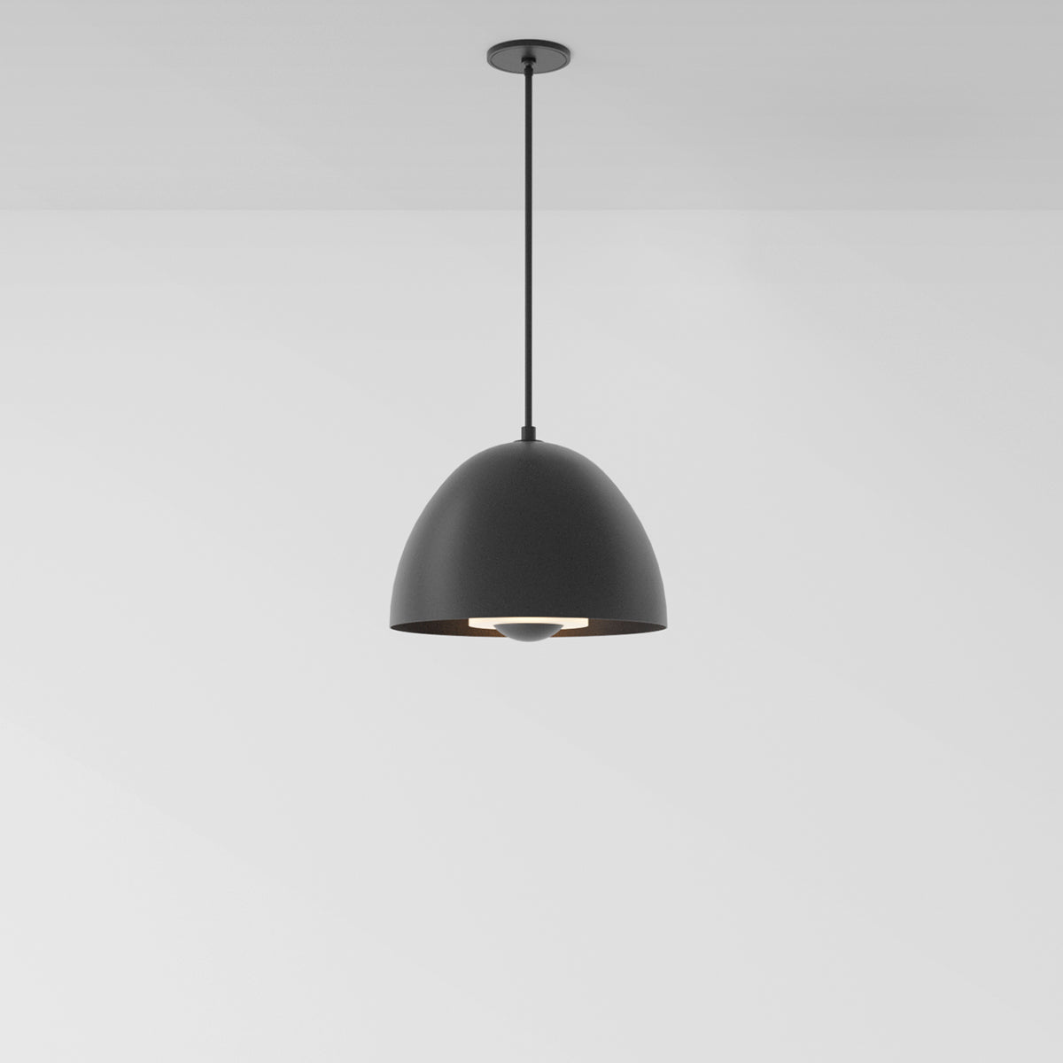 Seesa Single 18 Pendant Light in Matte Black Pendant Lights