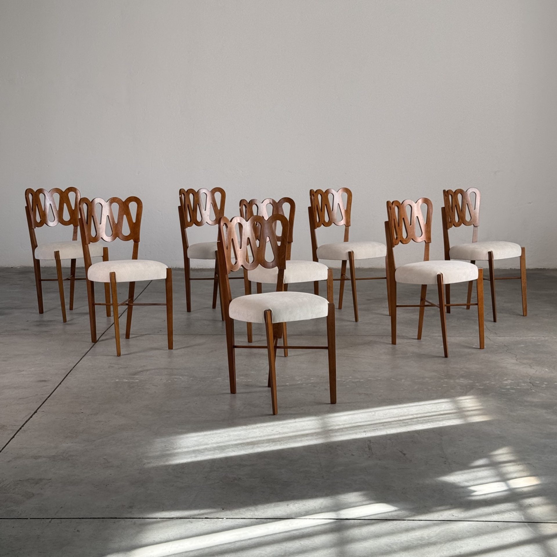 Set of 8 "969" Volute Chairs for the VI Triennale by Gio Ponti, Montina, 1970s Dining Chairs