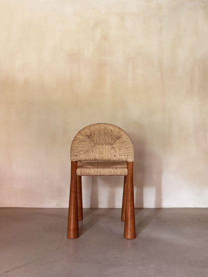 Alessandro Becchi "Toscanolla" dining chair for Giovannetti, a single chair seen from the front
