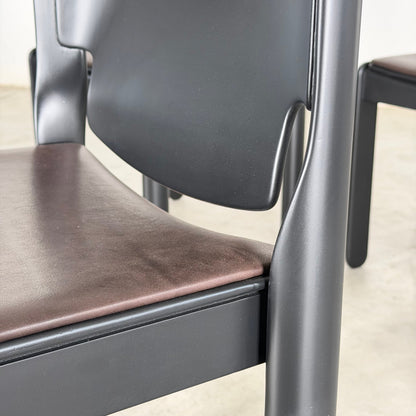 Set of 8 "Model 122" Dining Room Chairs by Vico Magistretti for Cassina 1970s Dining Chairs