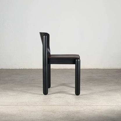 Set of 8 "Model 122" Dining Room Chairs by Vico Magistretti for Cassina 1970s Dining Chairs