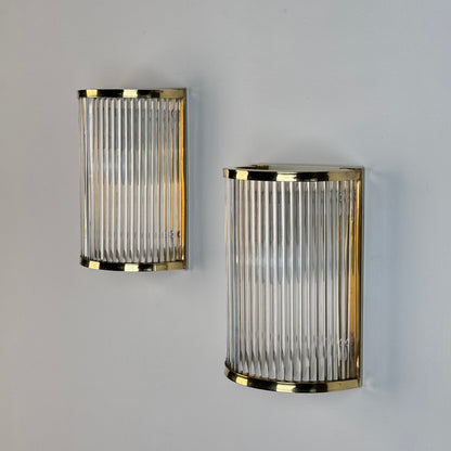 Set of Two Art Deco Style Murano Glass and Brass Wall Sconces by De Majo, 1970s Sconces