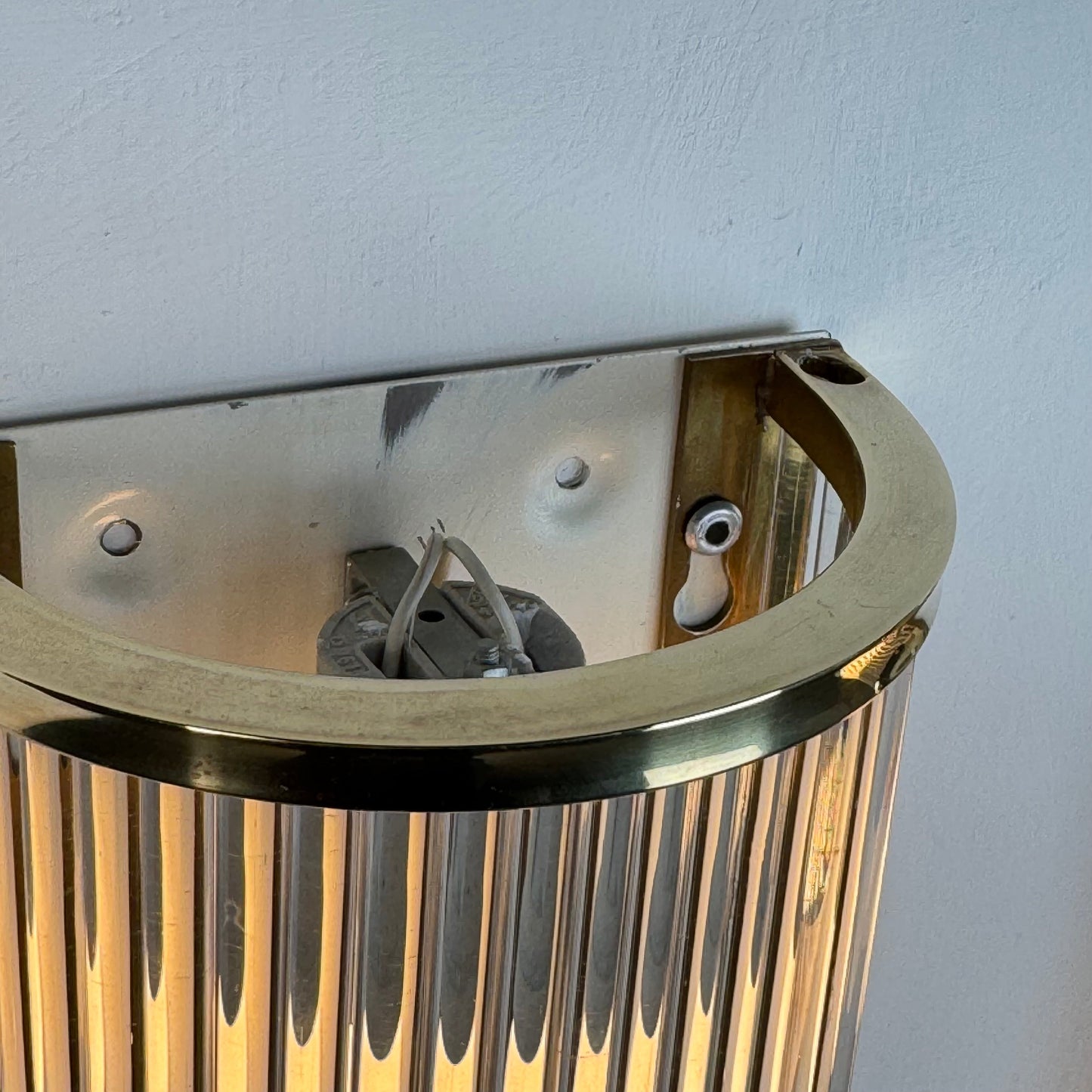 Set of Two Art Deco Style Murano Glass and Brass Wall Sconces by De Majo, 1970s Sconces