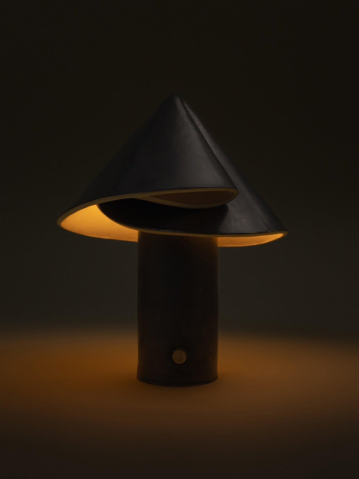 Shayd Table Lamp by SIN Table Lamps