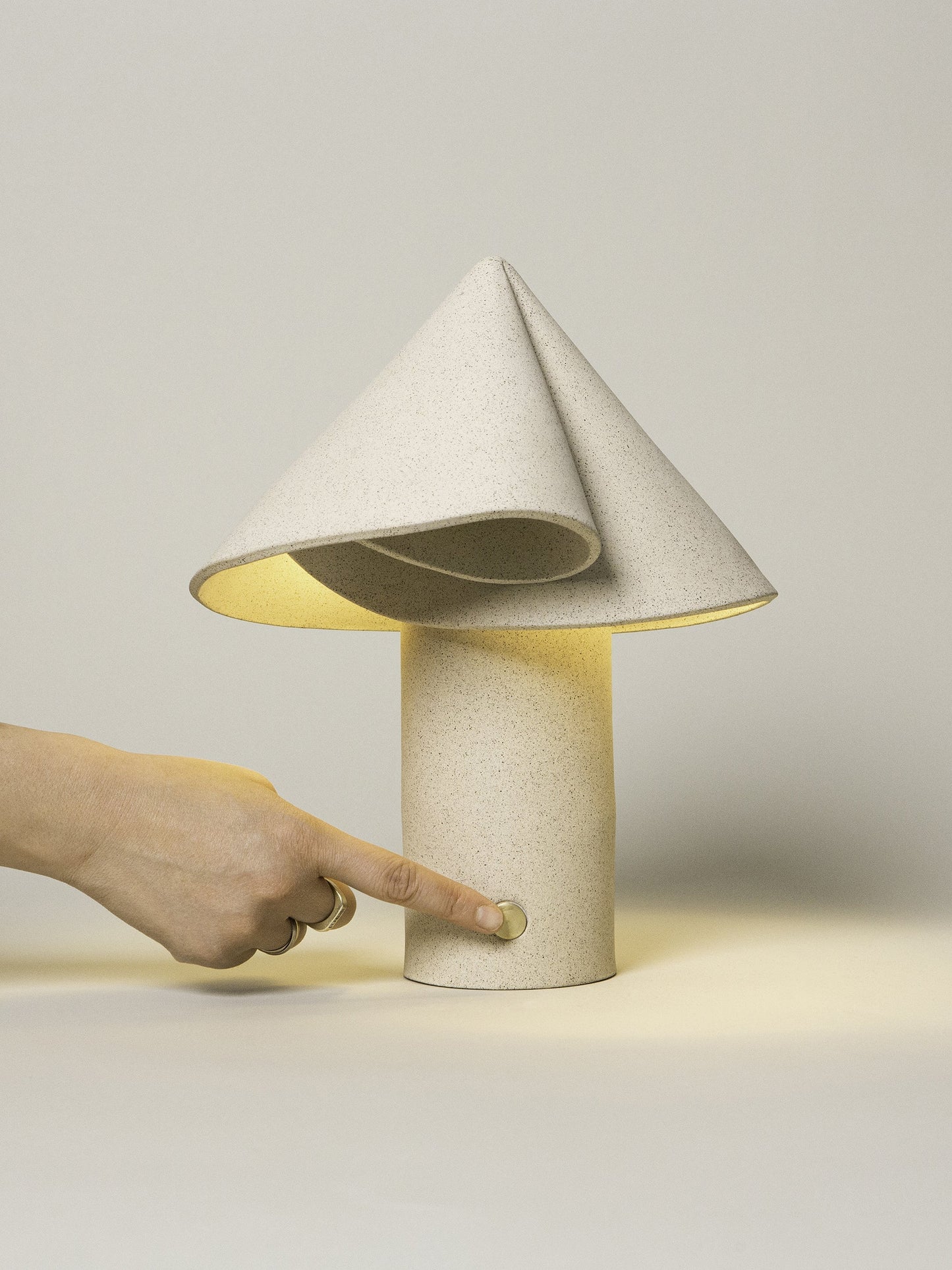 Shayd Table Lamp by SIN Table Lamps