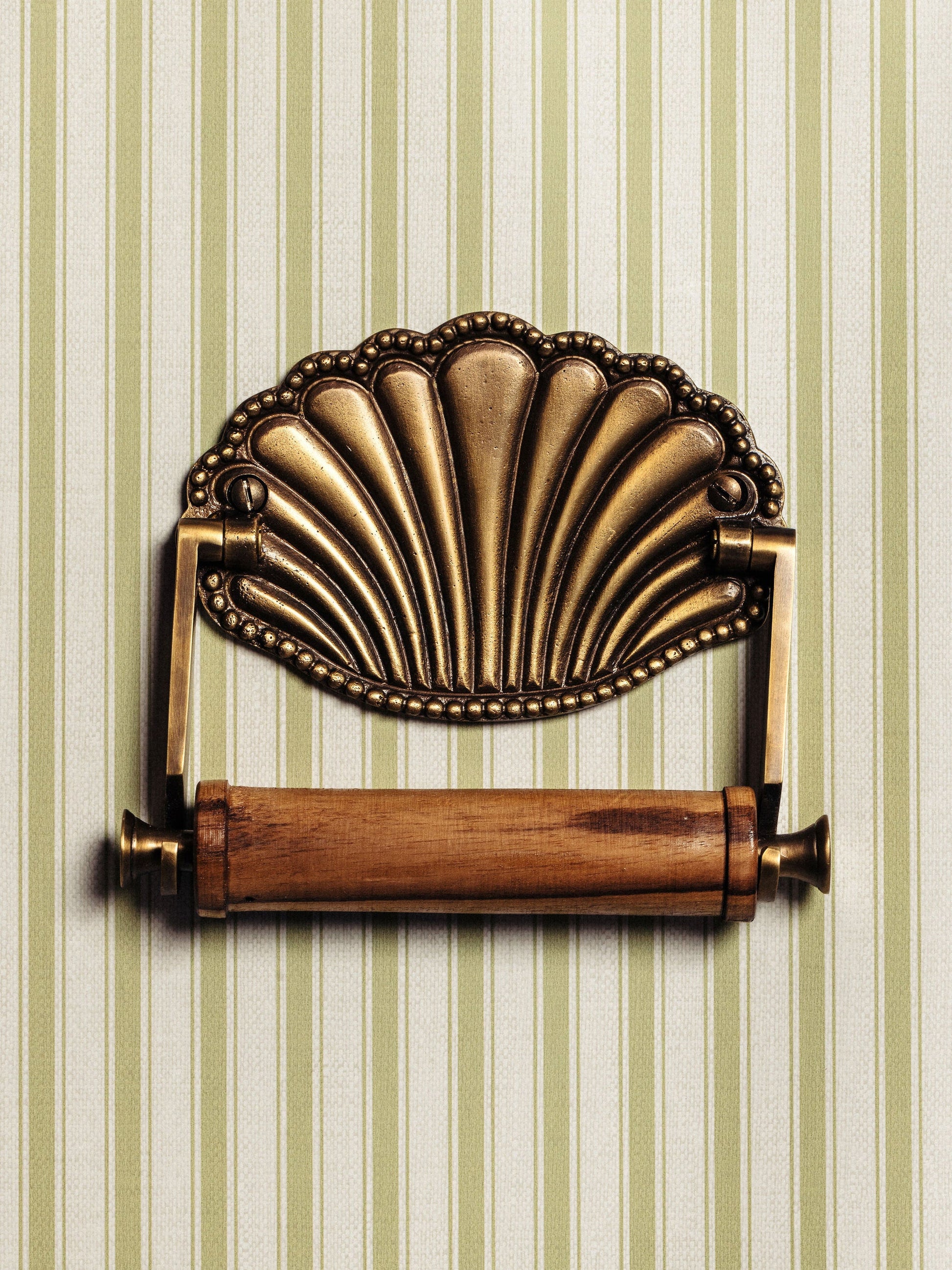 Shell Brass Toilet Roll Holder Hardware