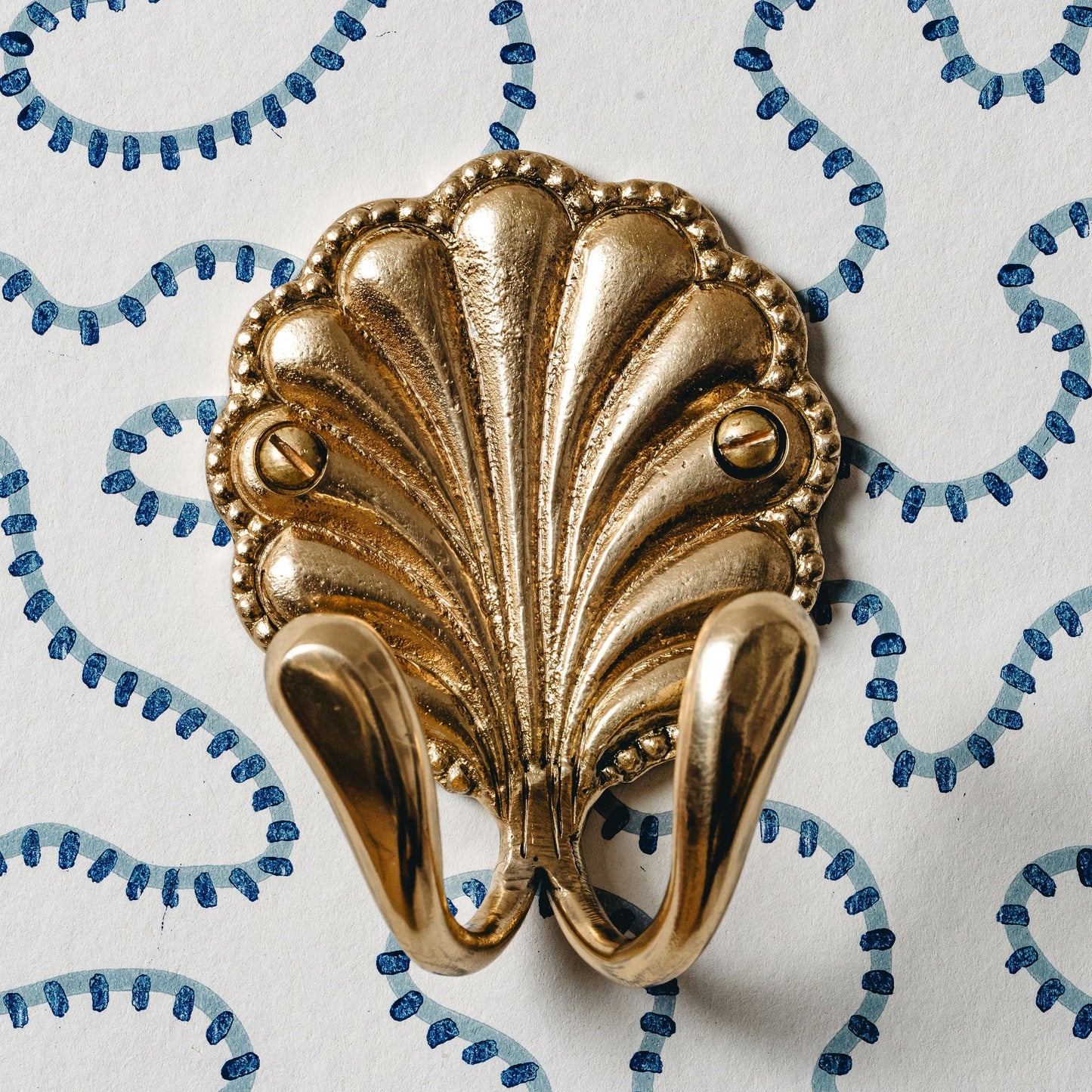 Shell Hook Double Hardware