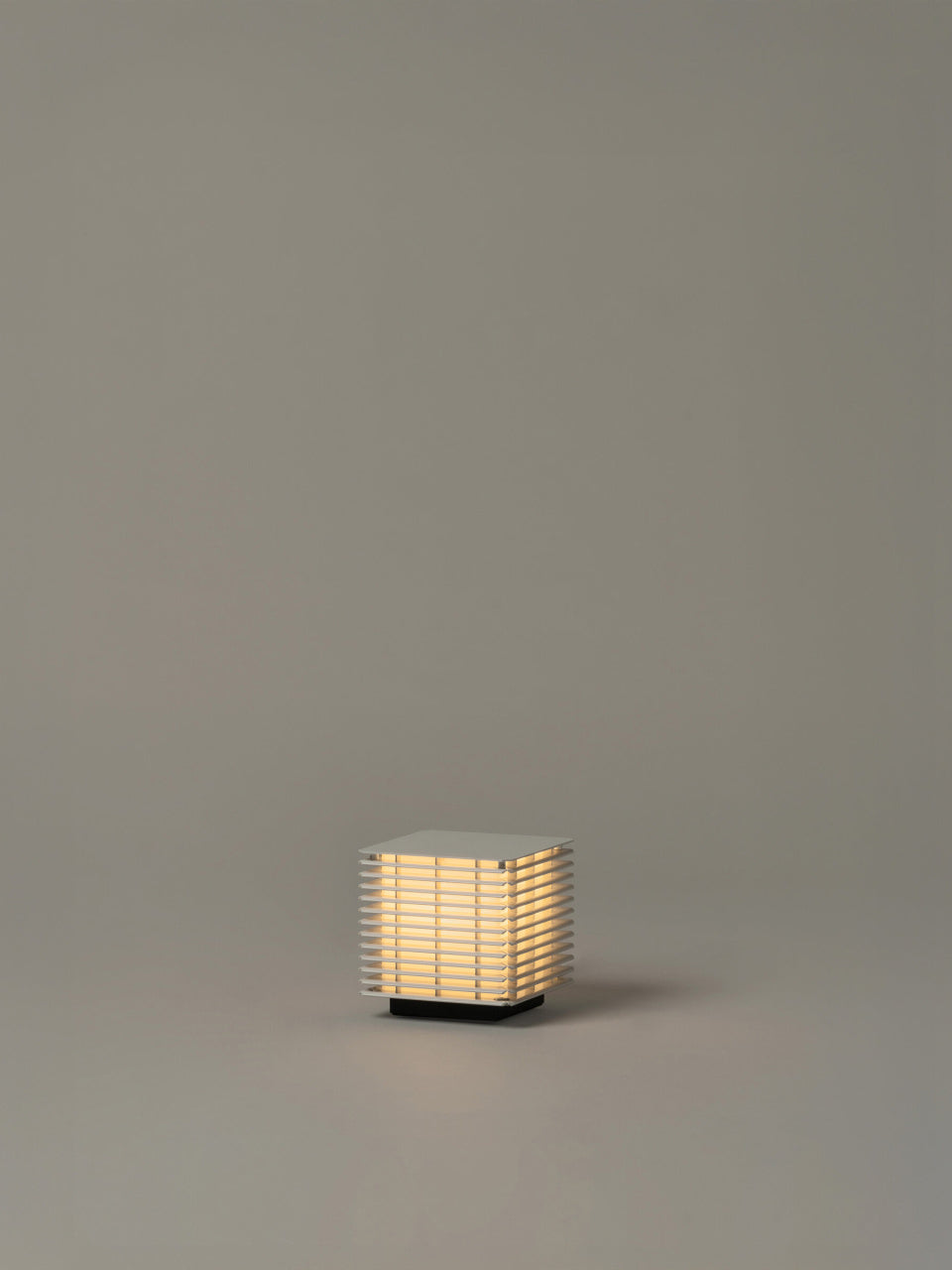 Shiro by Antoni Arola Table Lamps