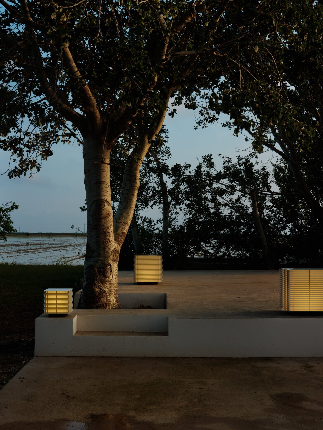 Shiro by Antoni Arola Table Lamps