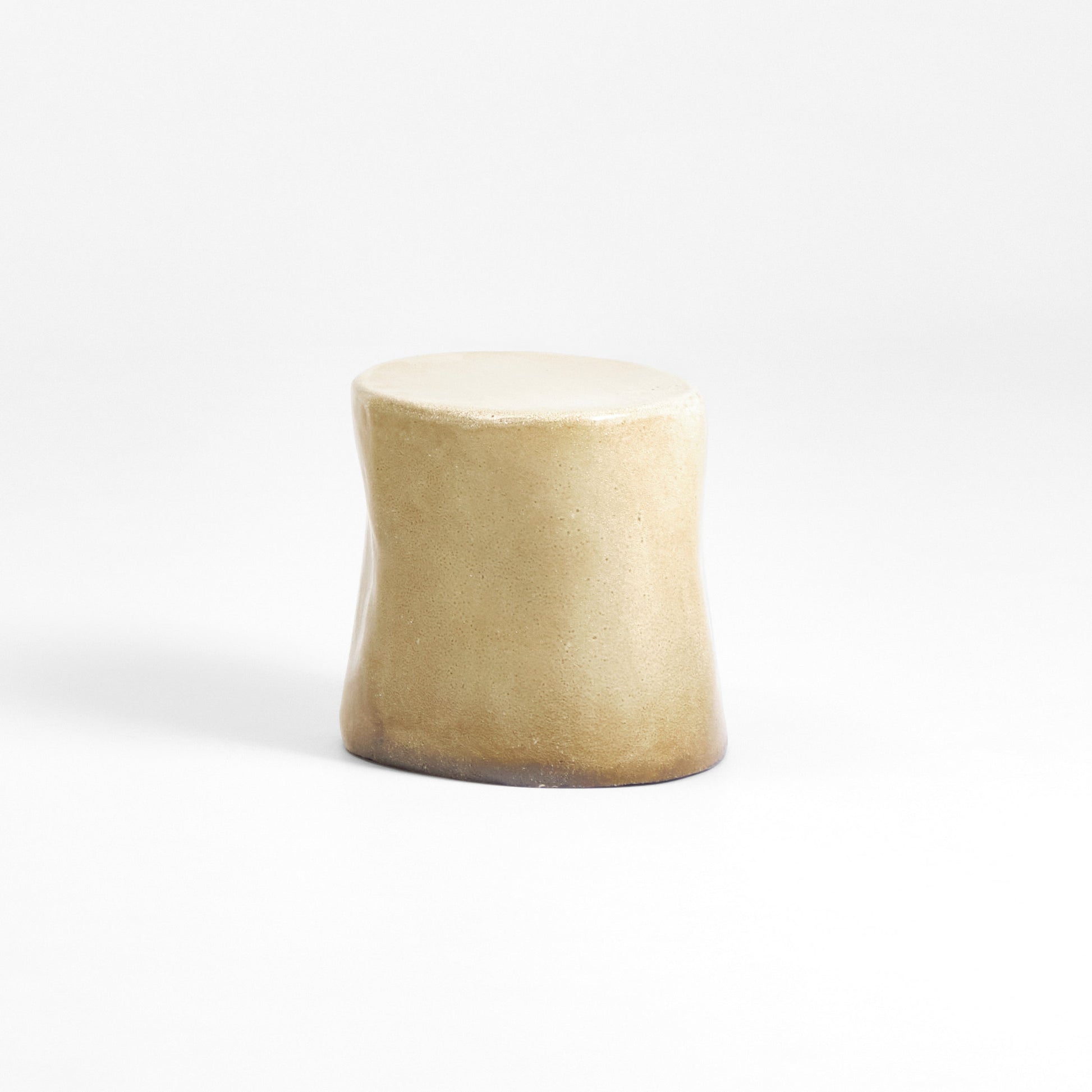 Small Ceramic Side Table in Coral White End Tables