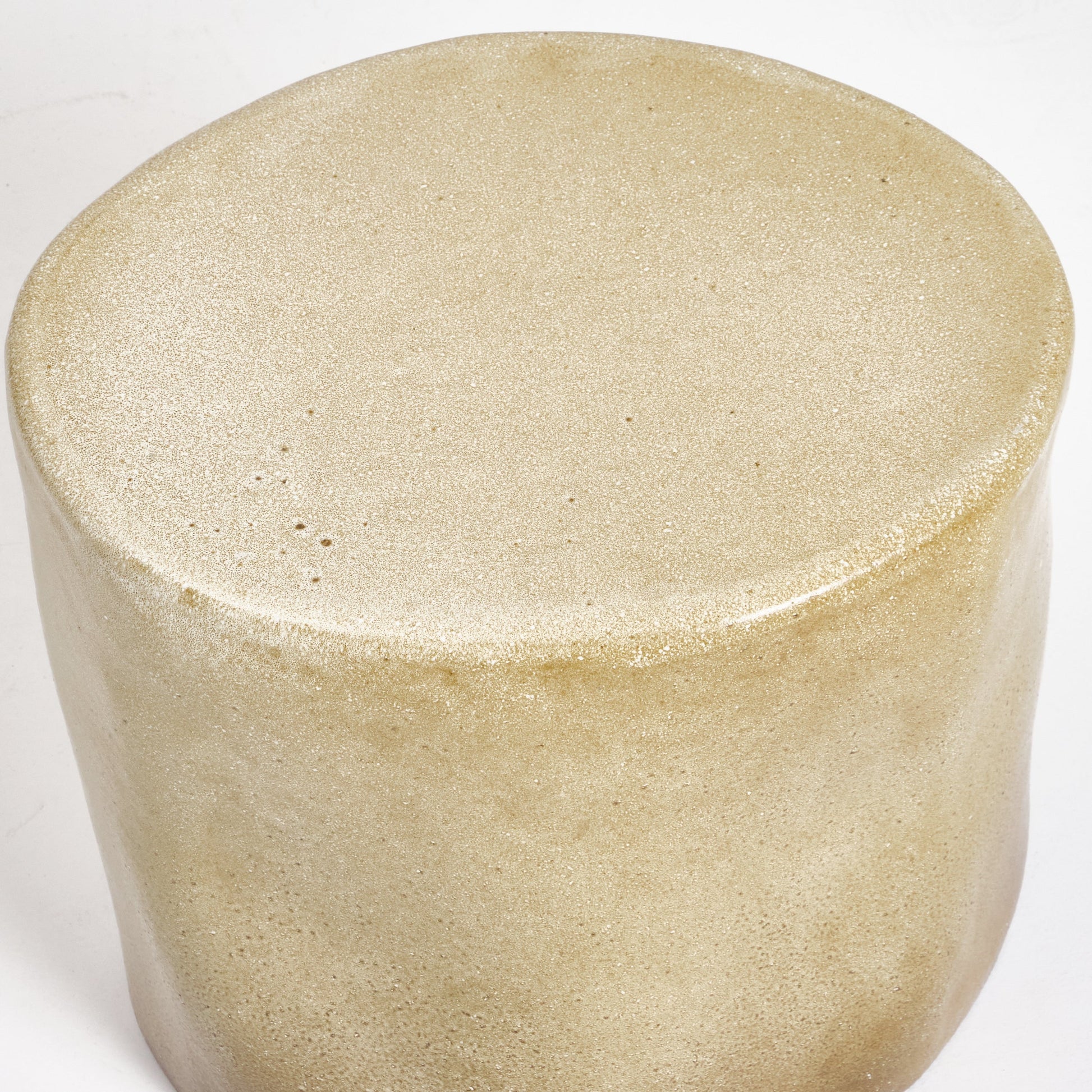 Small Ceramic Side Table in Coral White End Tables