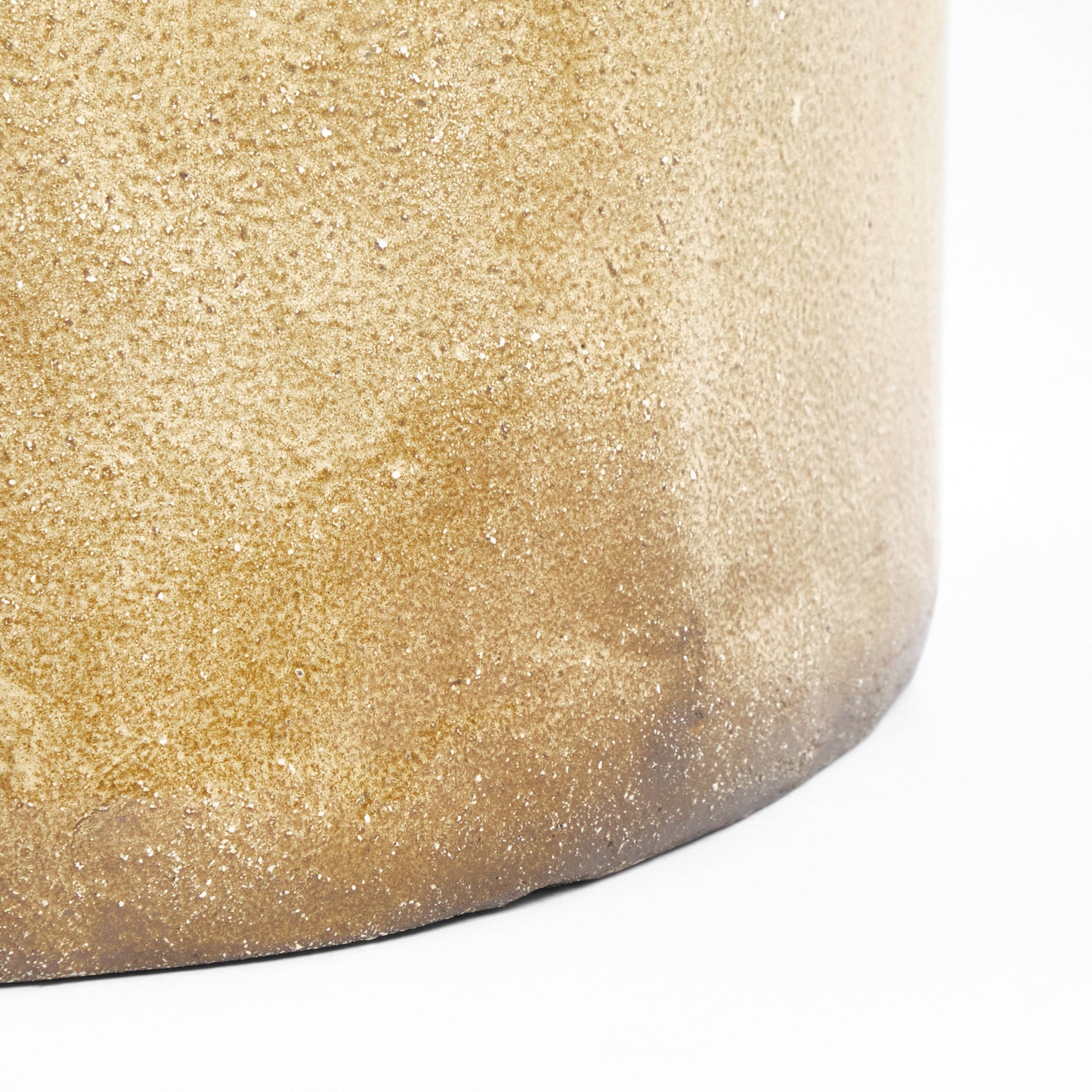 Small Ceramic Side Table in Coral White End Tables
