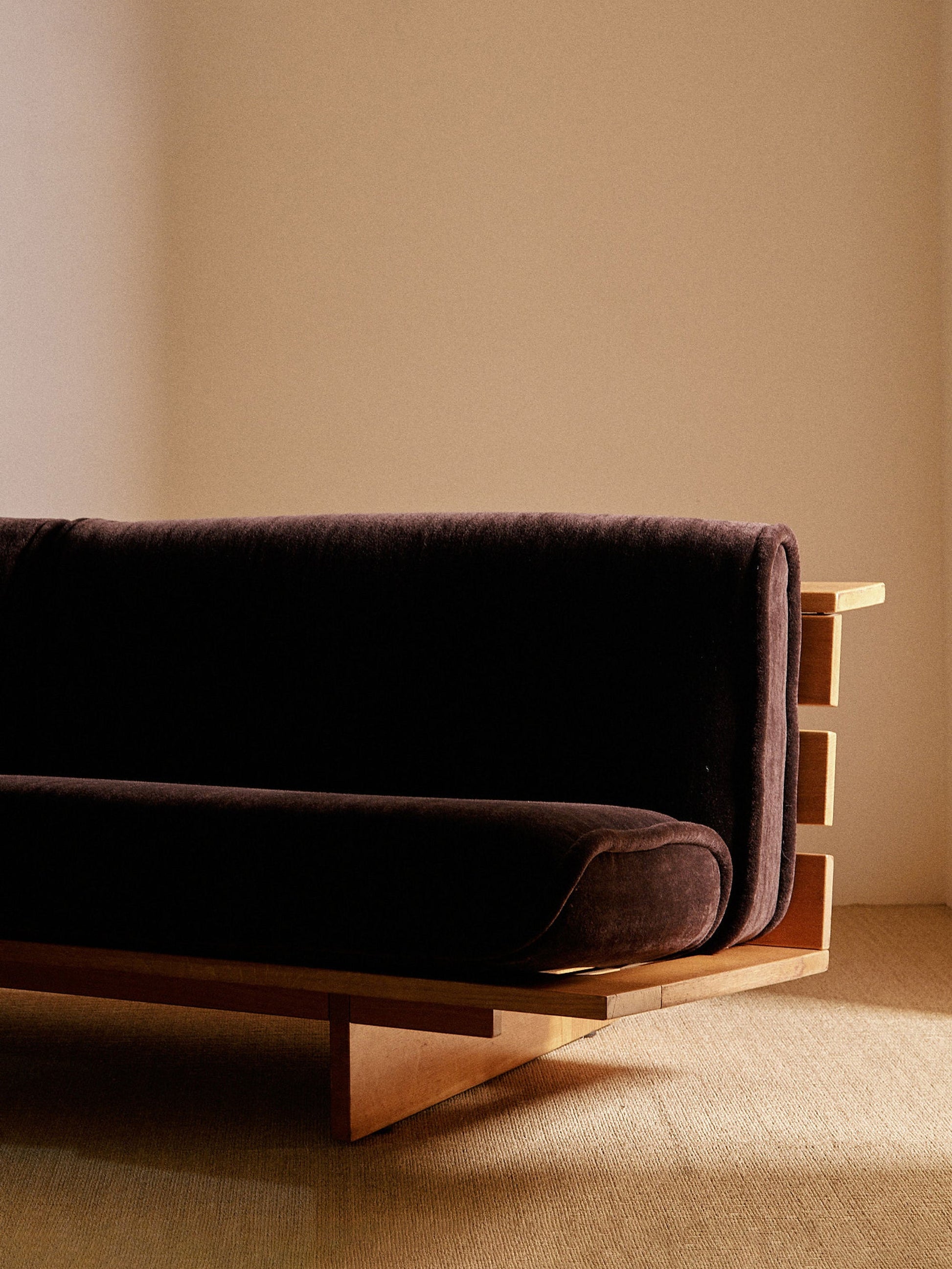 Sofa in Oak by Osvaldo Borsani, Italy, Circa 1960 Sofas