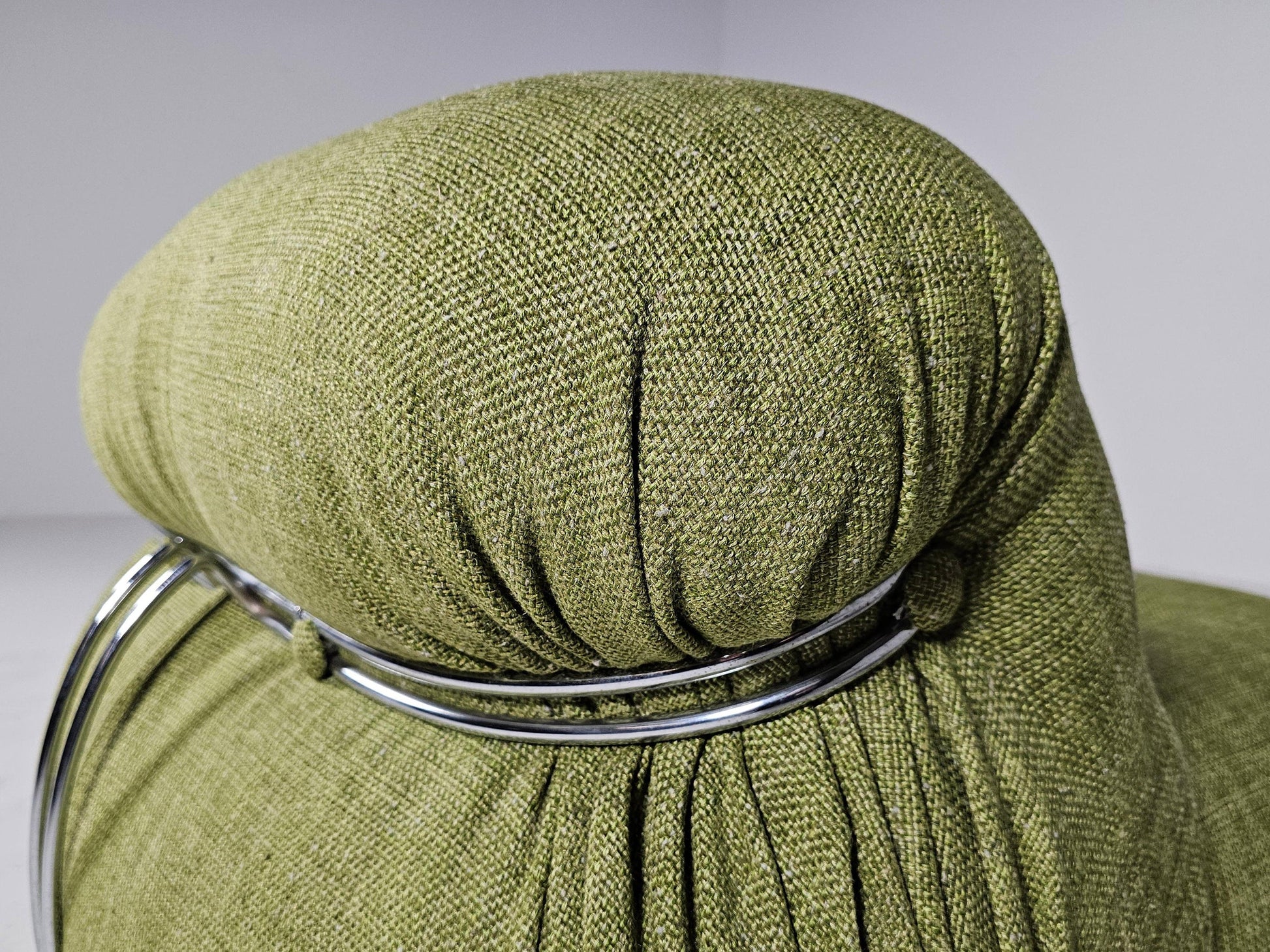 Soriana Lounge Chair in Green Linen, Afra & Tobia Scarpa, Cassina Chairs