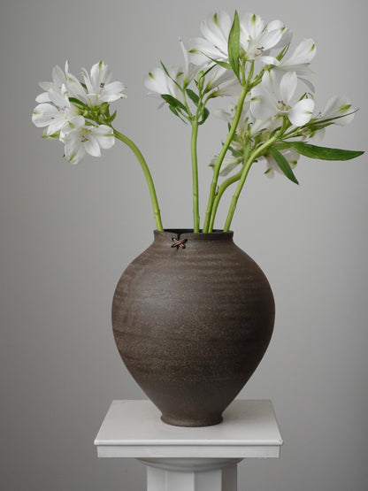 Stitch Vessel No.5 Vases