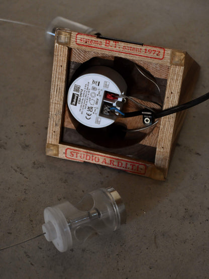 Studio A.R.D.I.T.I. "BT1972" lamp, underside showing the Studio A.R.D.I.T.I. maker label