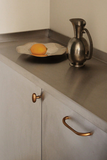 Suave Handle - Amber Brass Hardware