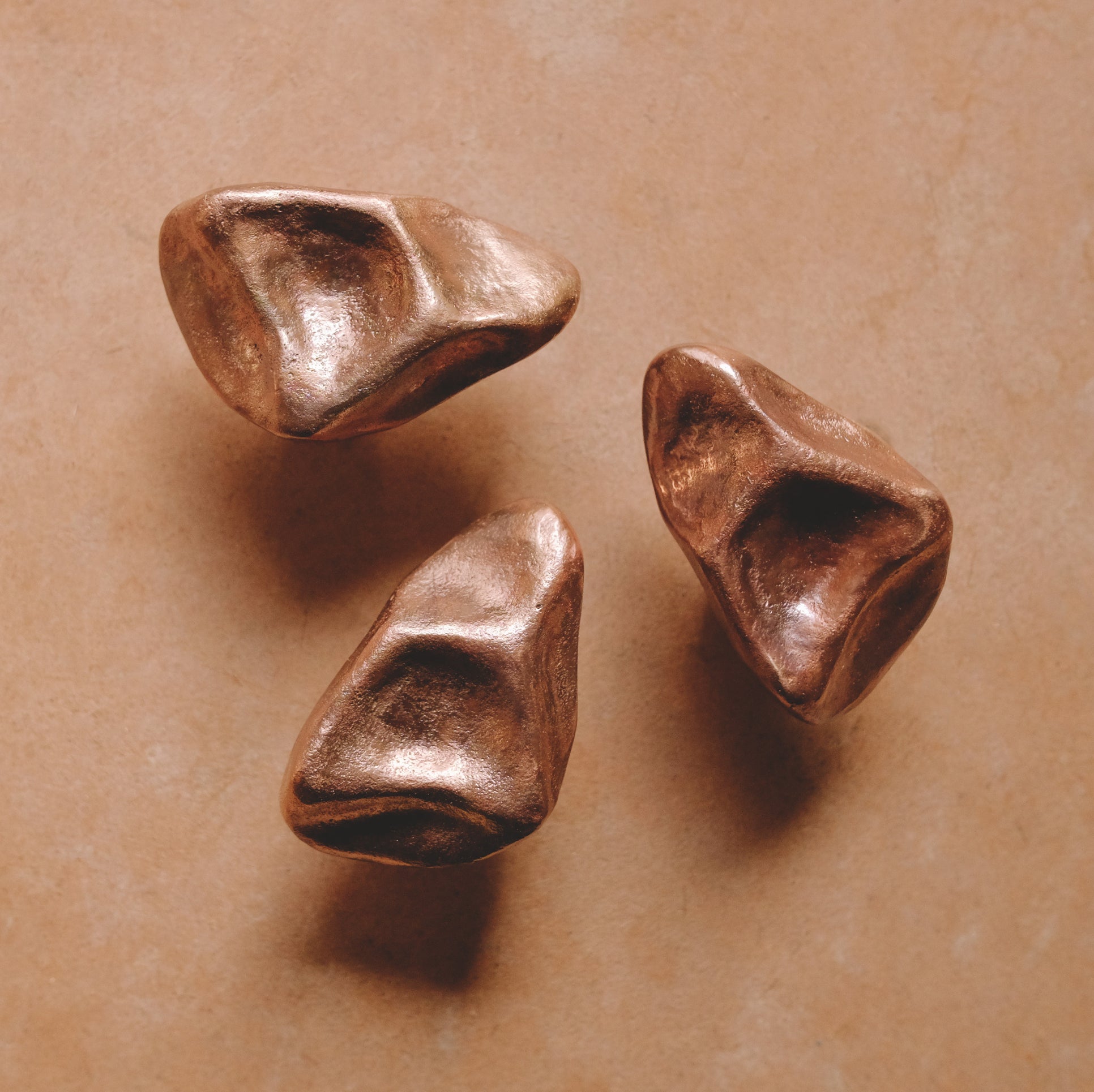 Subtle Pinch Small Knob/Hook by Evaanna Hardware