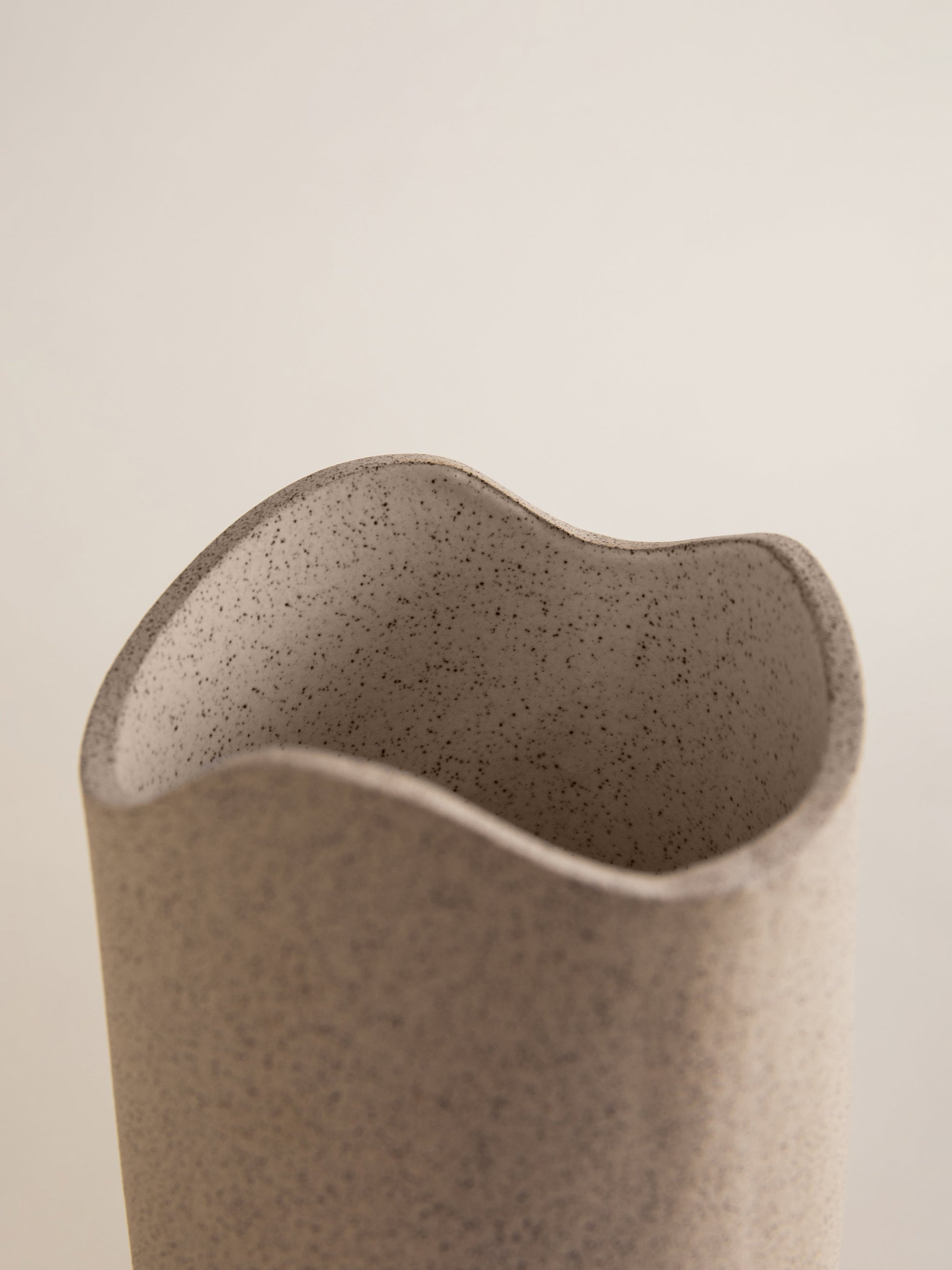 Swell Utensil Holder by SIN Serveware