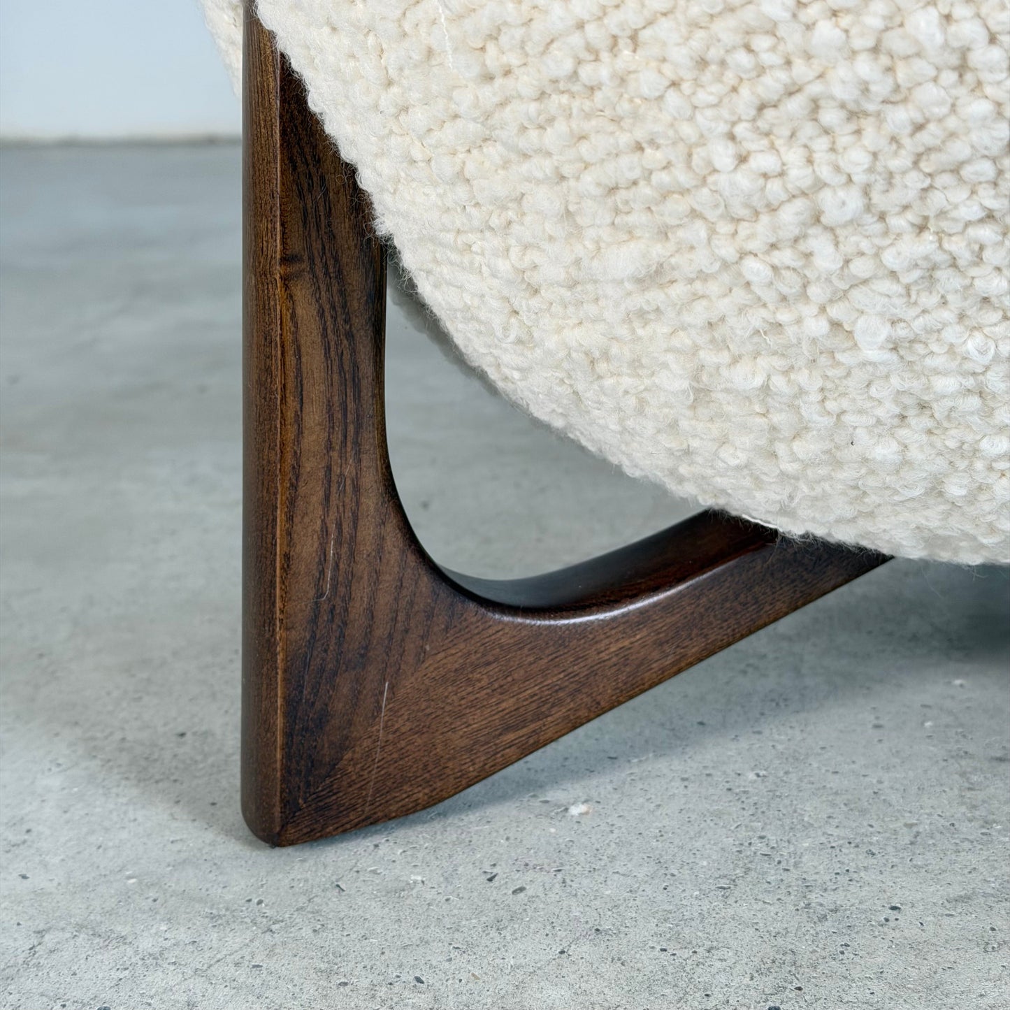 "TOTEMO" Architectural Stools by FORME in Ivory Dedar Boucle, Mahogany Legs Stools