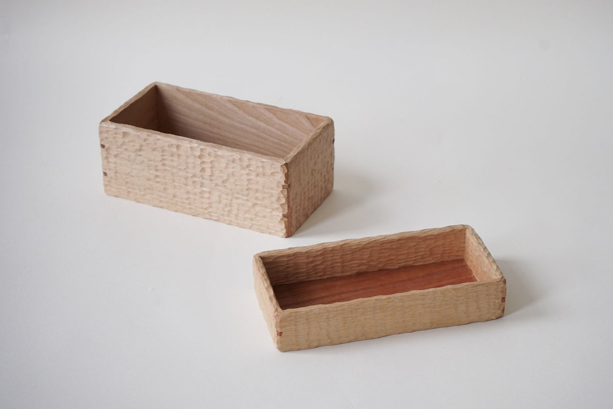 Tears Boxes by imi - Tissue Box and Low Tray