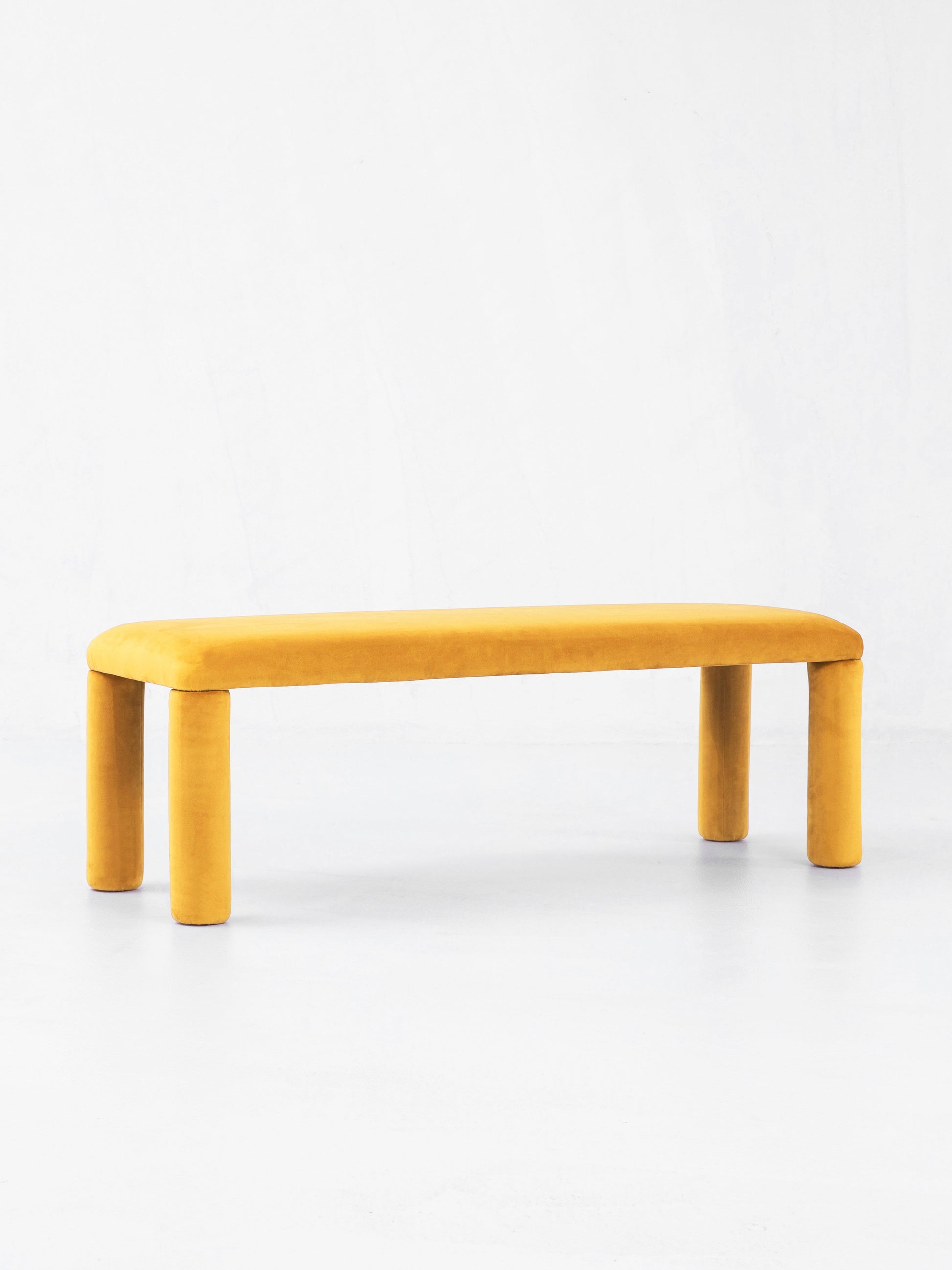 Temi Bench in Mostaza Benches