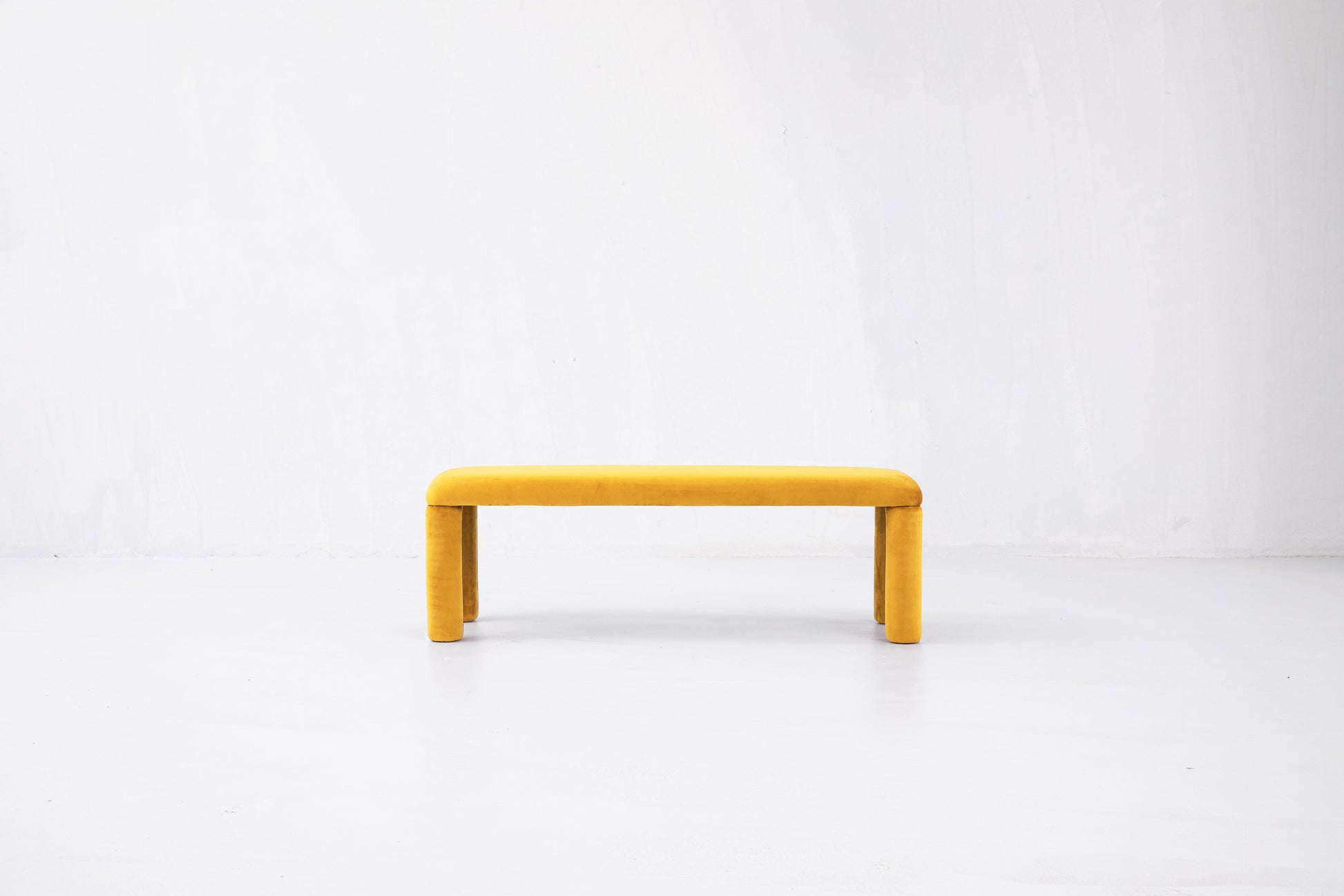 Temi Bench in Mostaza Benches