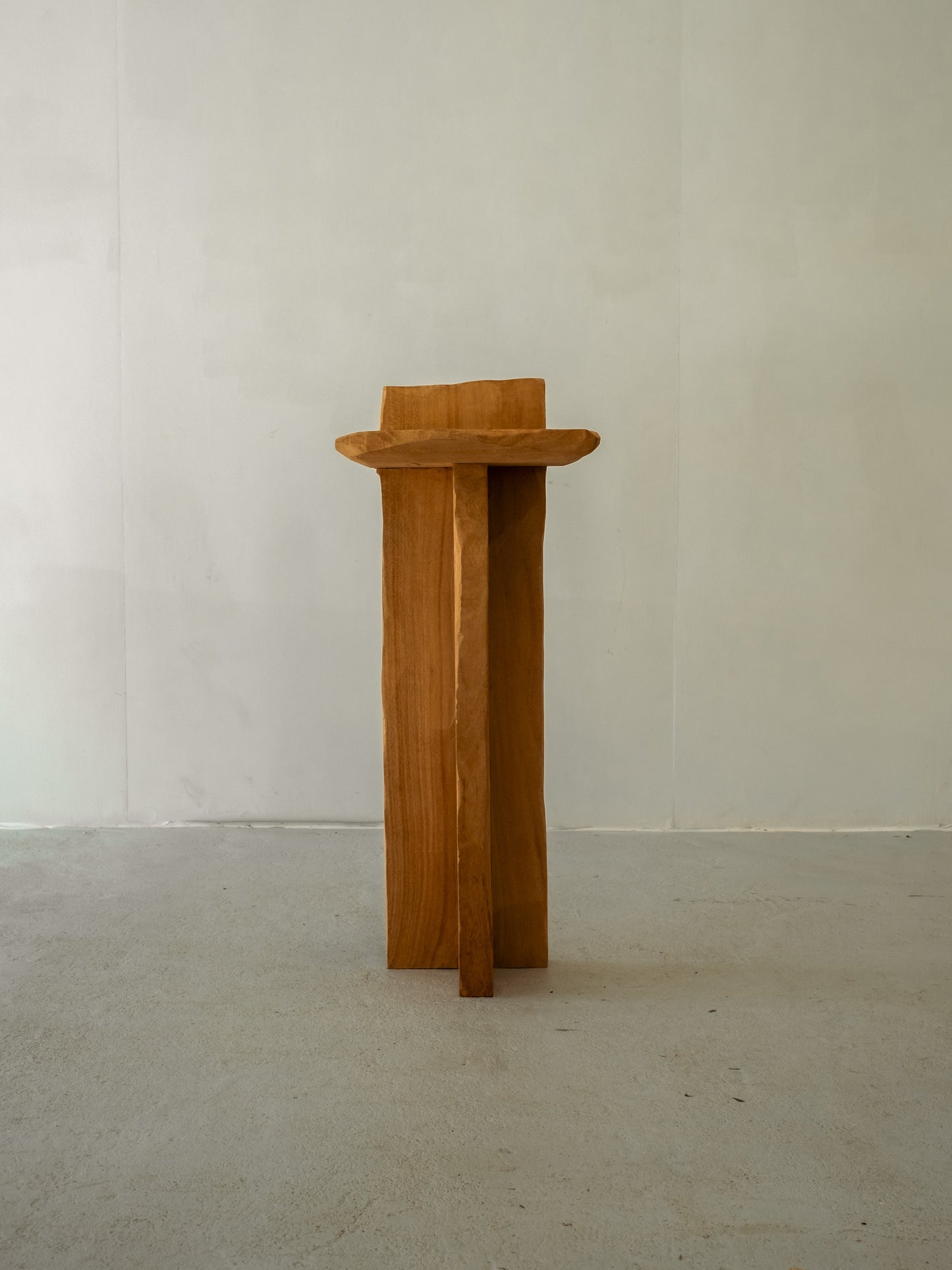 Teres Plinth by Lex Williams Pedestals