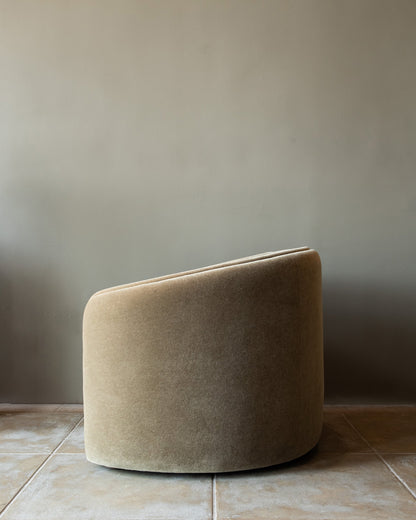 The De Gaulle Chair Chairs