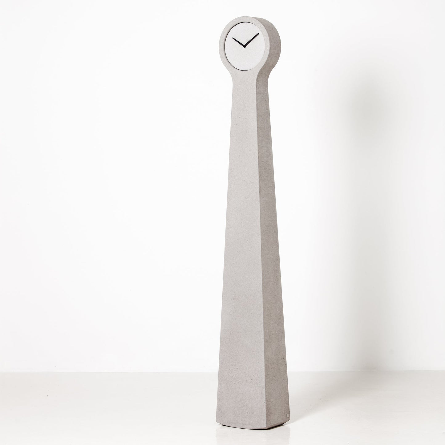 Tidvis Clock - Gray Clocks