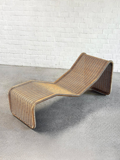 Tito Agnoli for Pierantonio Bonacina, Italian 1960s P3 Chaise Lounge in Metal and Natural Cane Chaise Lounges