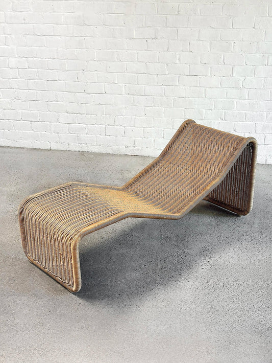 Tito Agnoli for Pierantonio Bonacina, Italian 1960s P3 Chaise Lounge in Metal and Natural Cane Chaise Lounges
