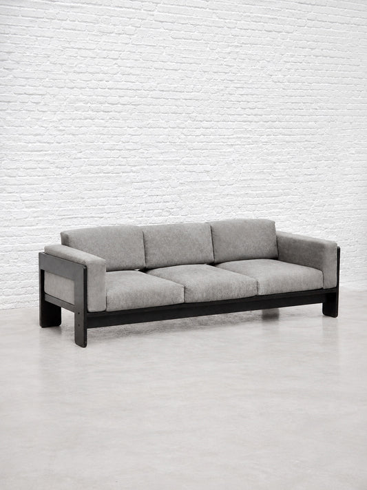 Tobia Scarpa for Gavina, Italian 1960s Bastiano Sofa in Black-Lacquered Wood and Gray Suede Sofas
