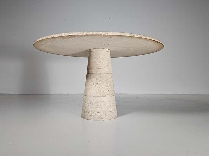 Travertine Round Dining Table by Angelo Mangiarotti for Up&Up, 1970s Dining Tables