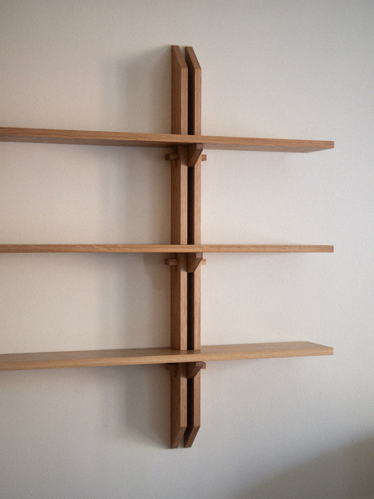 Tusk Shelf Shelves - Detail