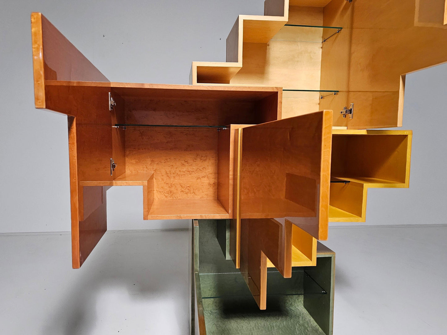 Unique Burlwood Sculptural Cubist Cabinet, Italy, 1990s Cabinets