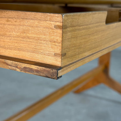 Very Rare Walnut Working Table / Desk by Ignazio Gardella, Milan, Italy, 1950 Desks