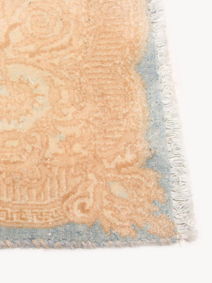 Vintage Rug in Honeyed, 8'10" x 10'11" Rugs