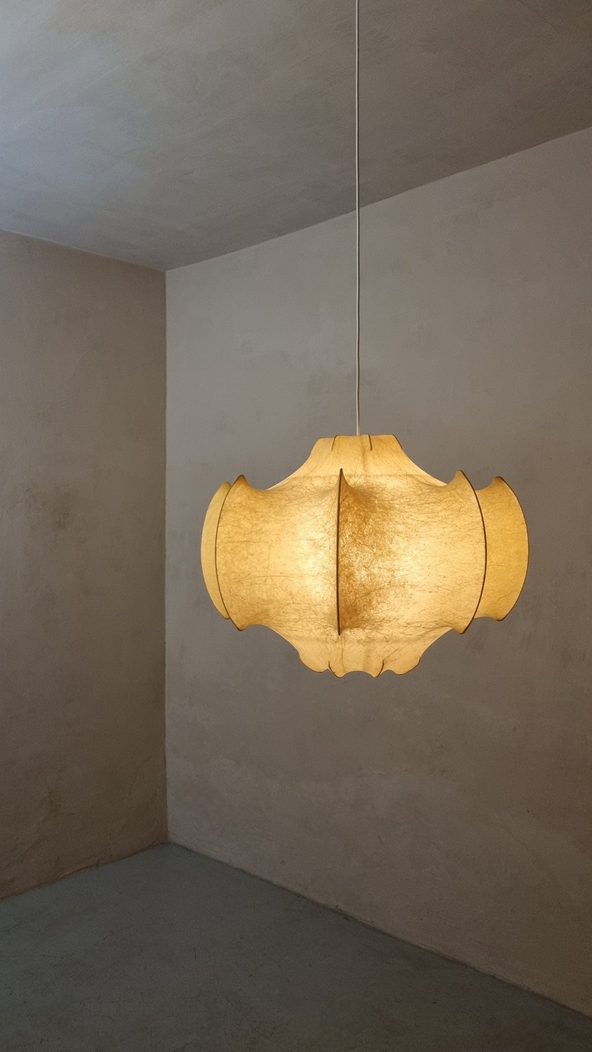 Viscontea Cocoon Suspension Lamp by Achille and Pier Giacomo Castiglioni for Flos, 1960s Pendant Lights