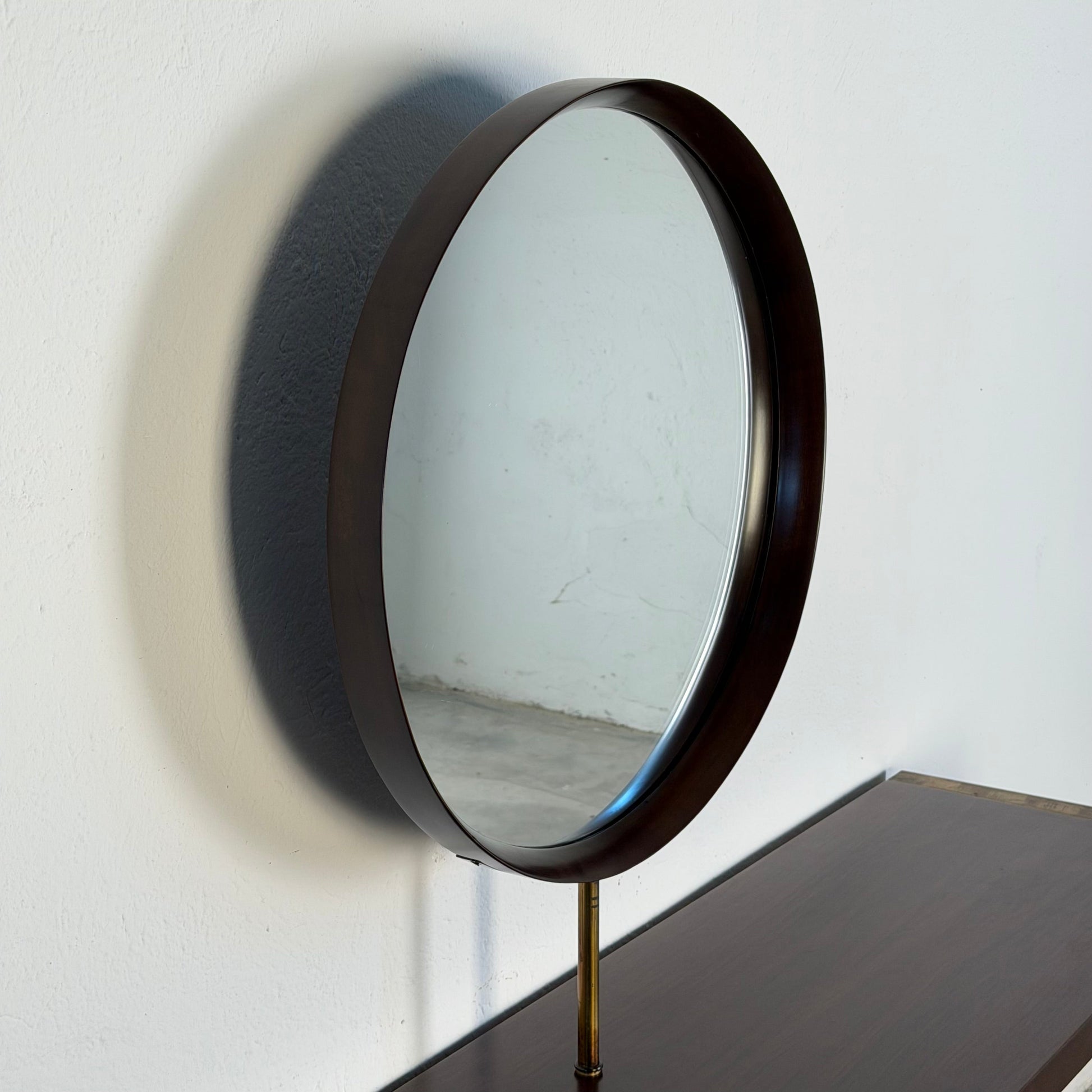 Italian Walnut Vanity Console with Round Mirror, Attributed to Paolo Buffa, 1950s Consoles