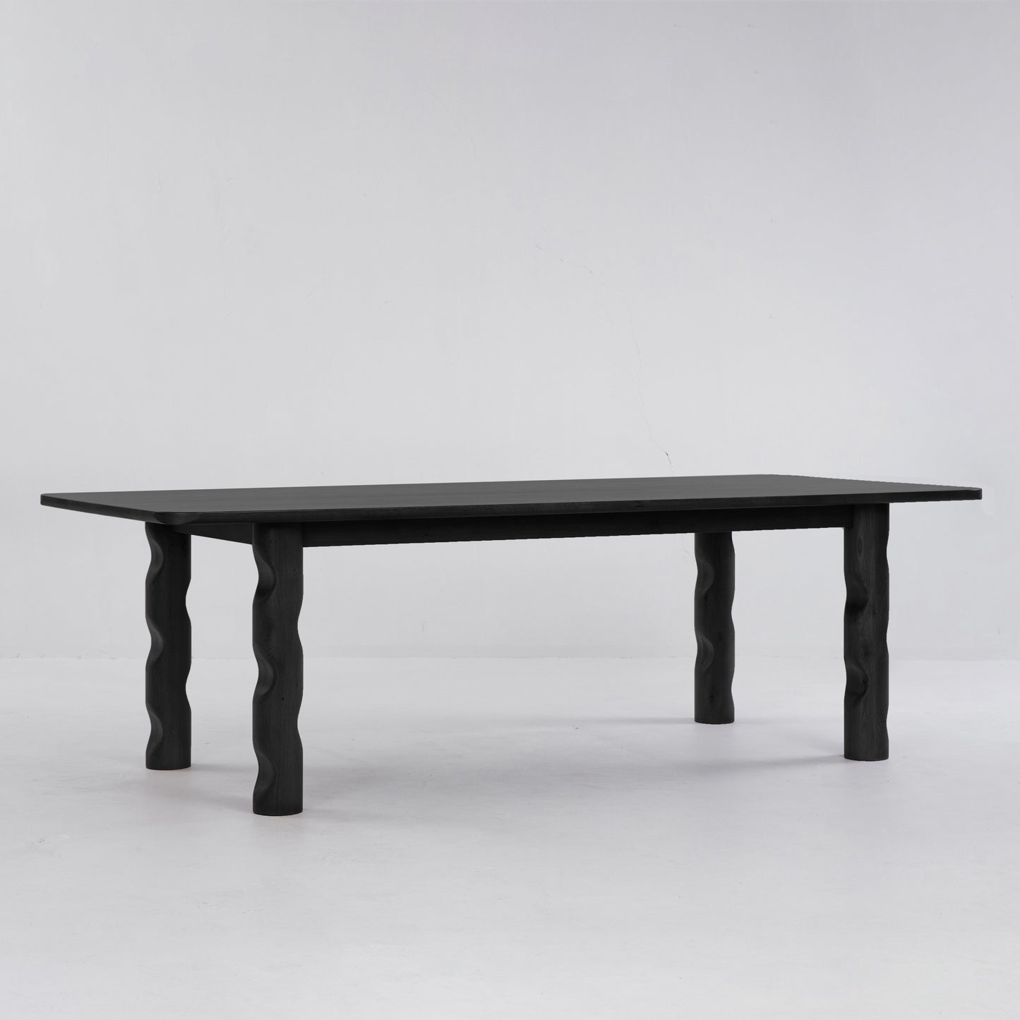 Wave Dining Table in Black Dining Tables