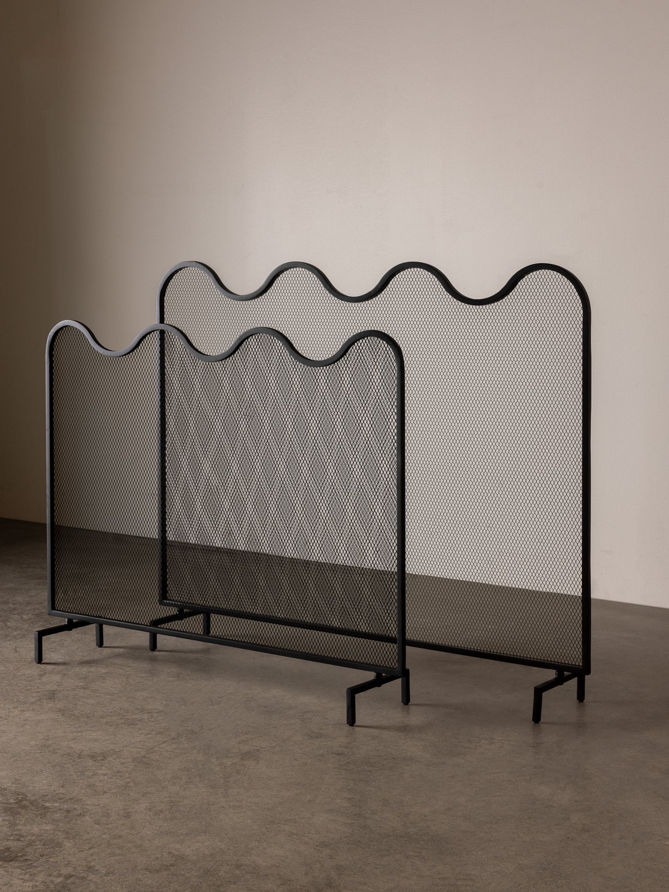 Wave Fire Screen Fireplace