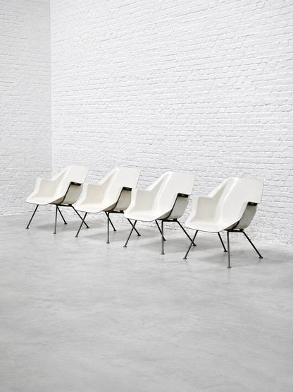 Wim Rietveld & André Cordemeyer for Gispen, Model 416 Chairs, Molded Polyester and Tubular Metal Chairs