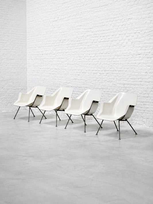 Wim Rietveld & André Cordemeyer for Gispen, Model 416 Chairs, Molded Polyester and Tubular Metal Chairs
