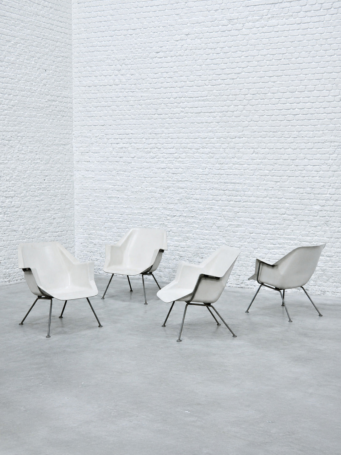 Wim Rietveld & André Cordemeyer for Gispen, Model 416 Chairs, Molded Polyester and Tubular Metal Chairs