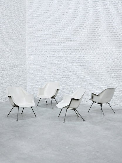 Wim Rietveld & André Cordemeyer for Gispen, Model 416 Chairs, Molded Polyester and Tubular Metal Chairs