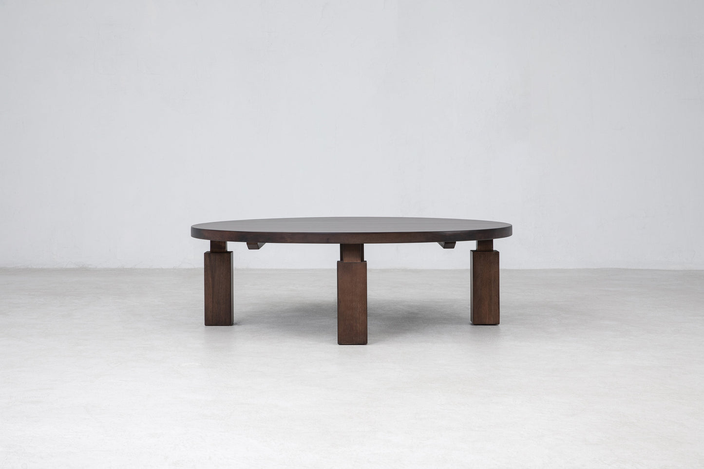 Wolo 48 Round Cocoa Coffee Table Coffee Tables